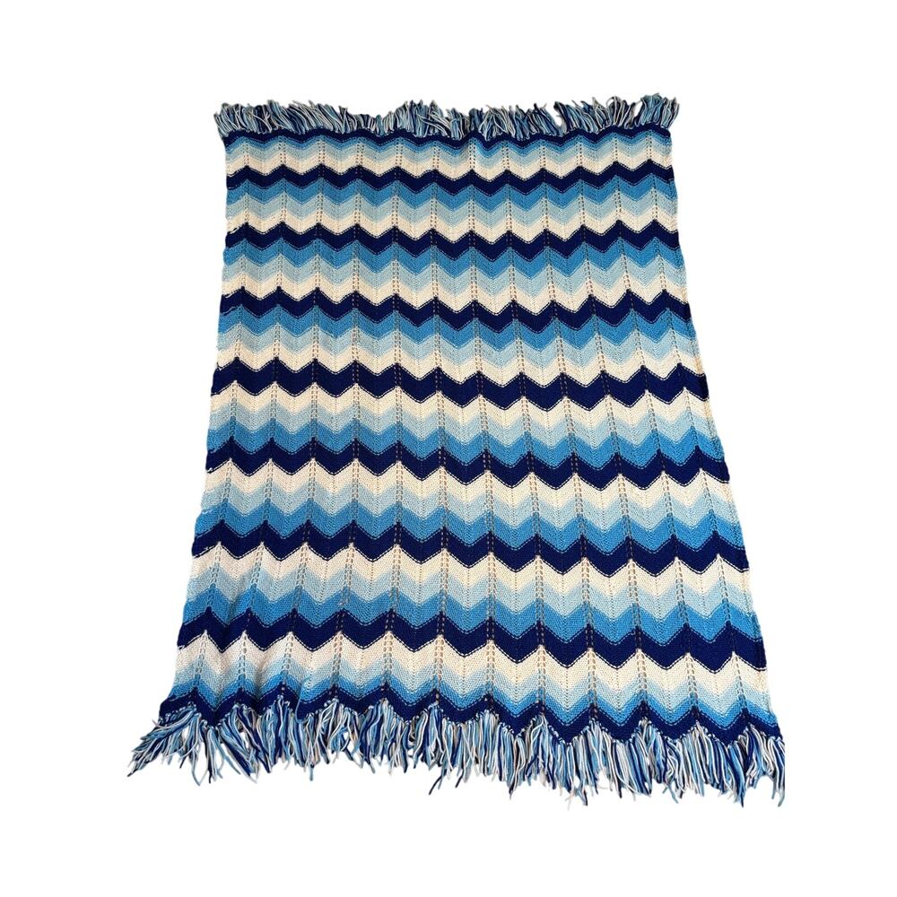Handmade Blue & White Chevron Crochet Knitted Afghan Blanket Sofa Throw VTG